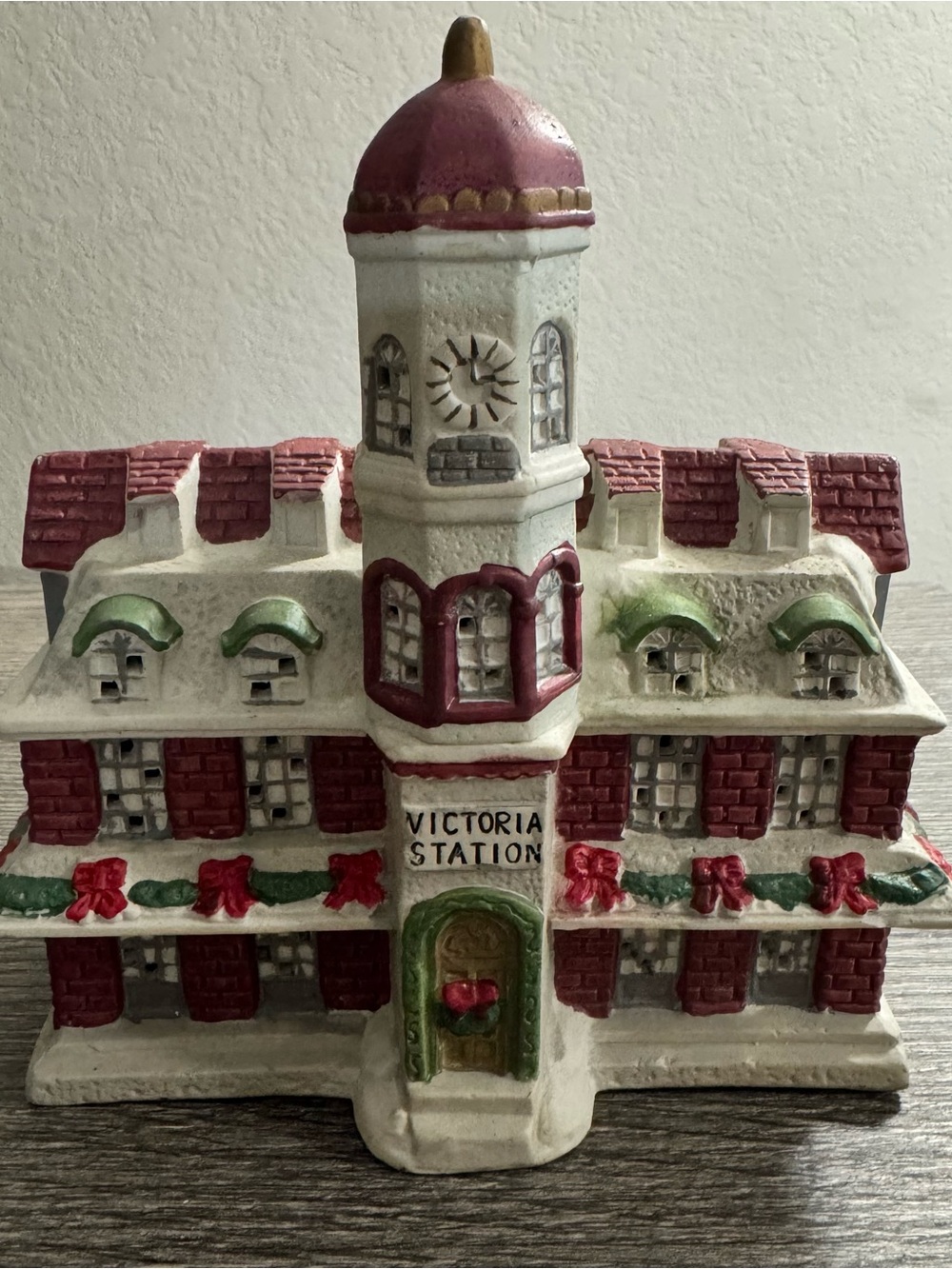 Vintage 90s Family Dollar Christmas Village Porcelain Lighted Victoria Station